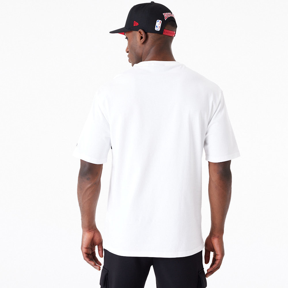 Chicago Bulls NBA Large Wordmark Oversized White Tee