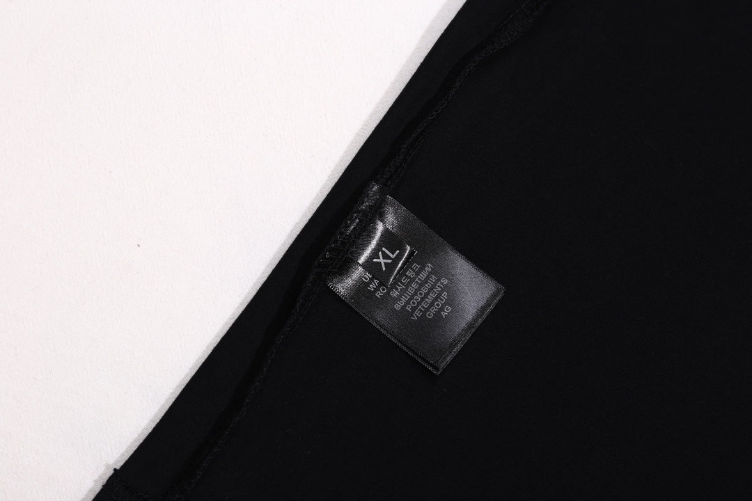 Vetements ‘Vetements.com’ T-shirt