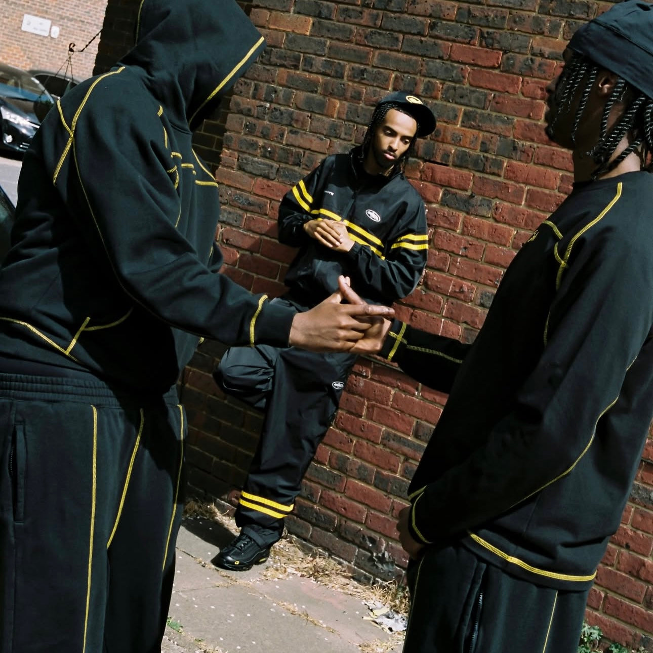 Corteiz Hmp Panel Heavyweight Long-Sleeve Tee - 'Black/Yellow'