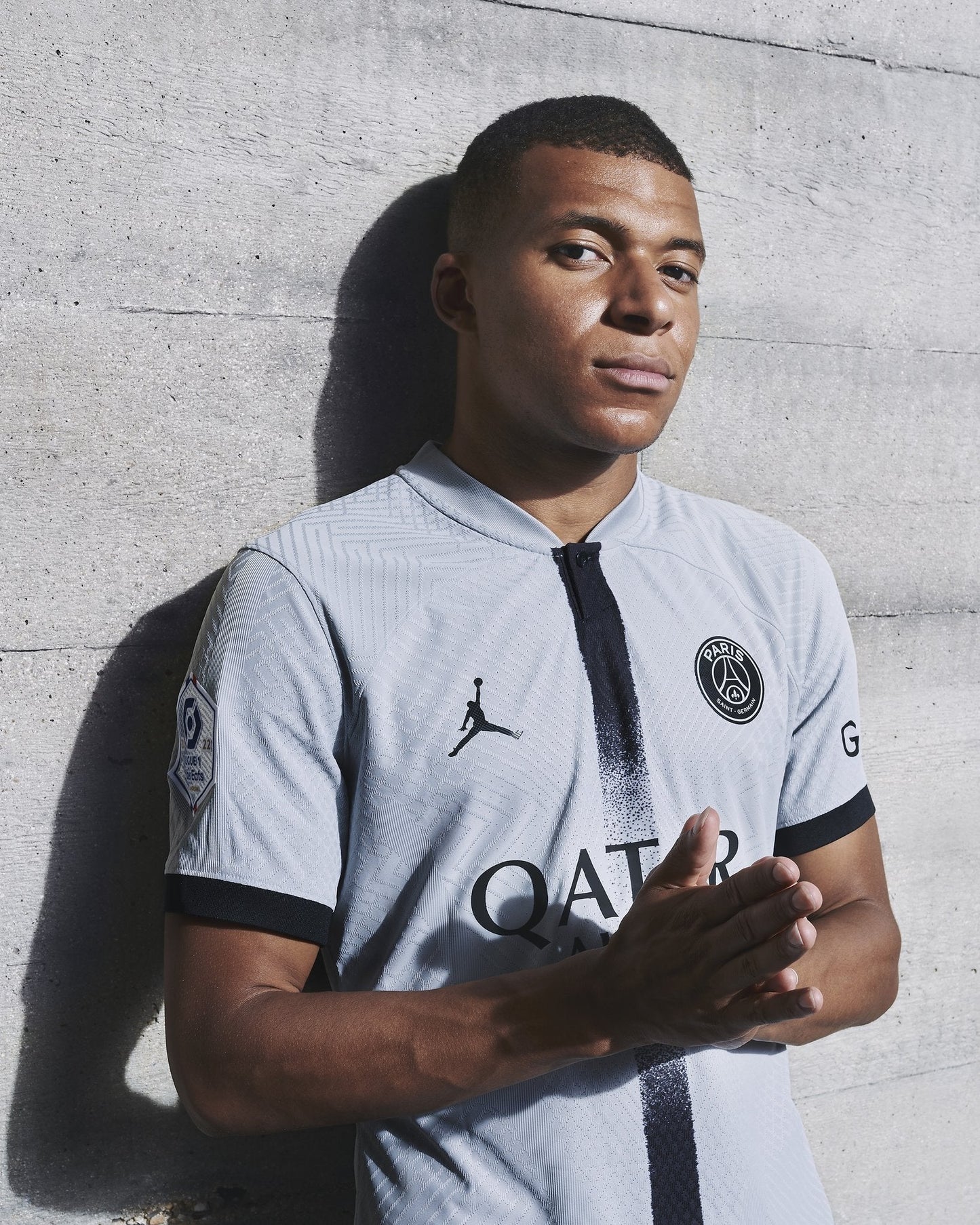 Paris Saint Germain 22/23 Away Jersey