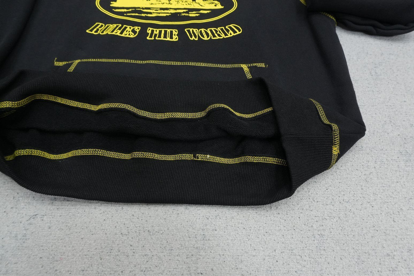 Corteiz Alcatraz Contrast Hoodie Black/Yellow