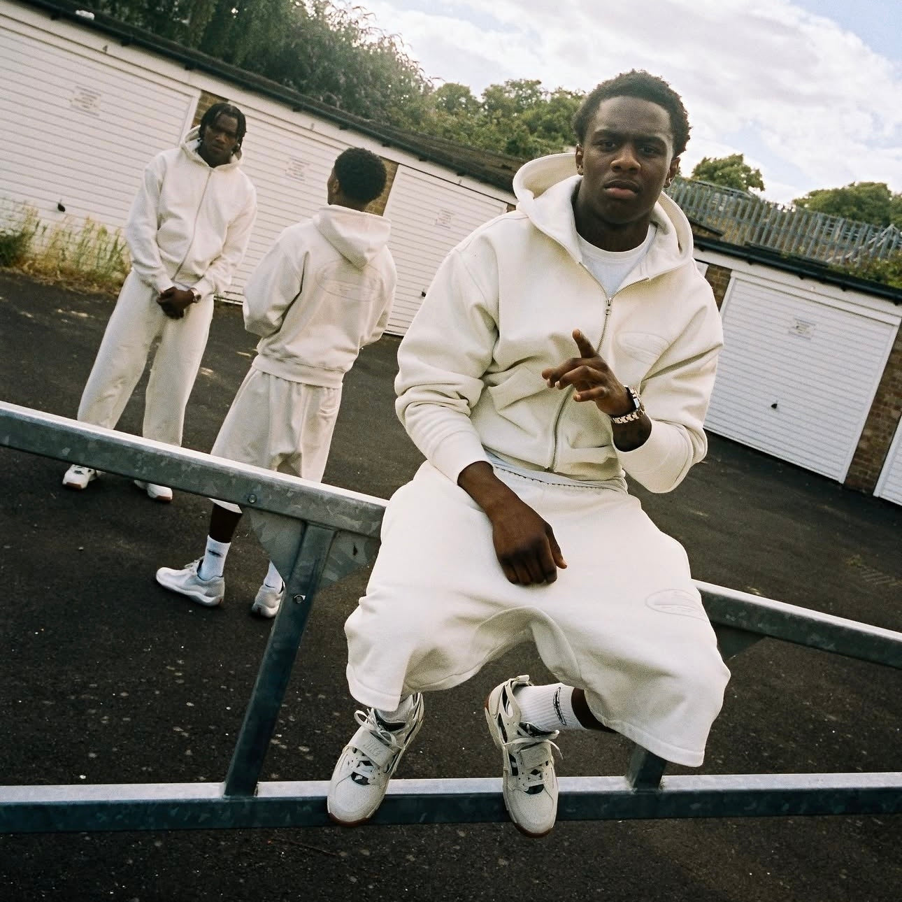 Corteiz Island Puff Print Sweatshort - 'Off-White'