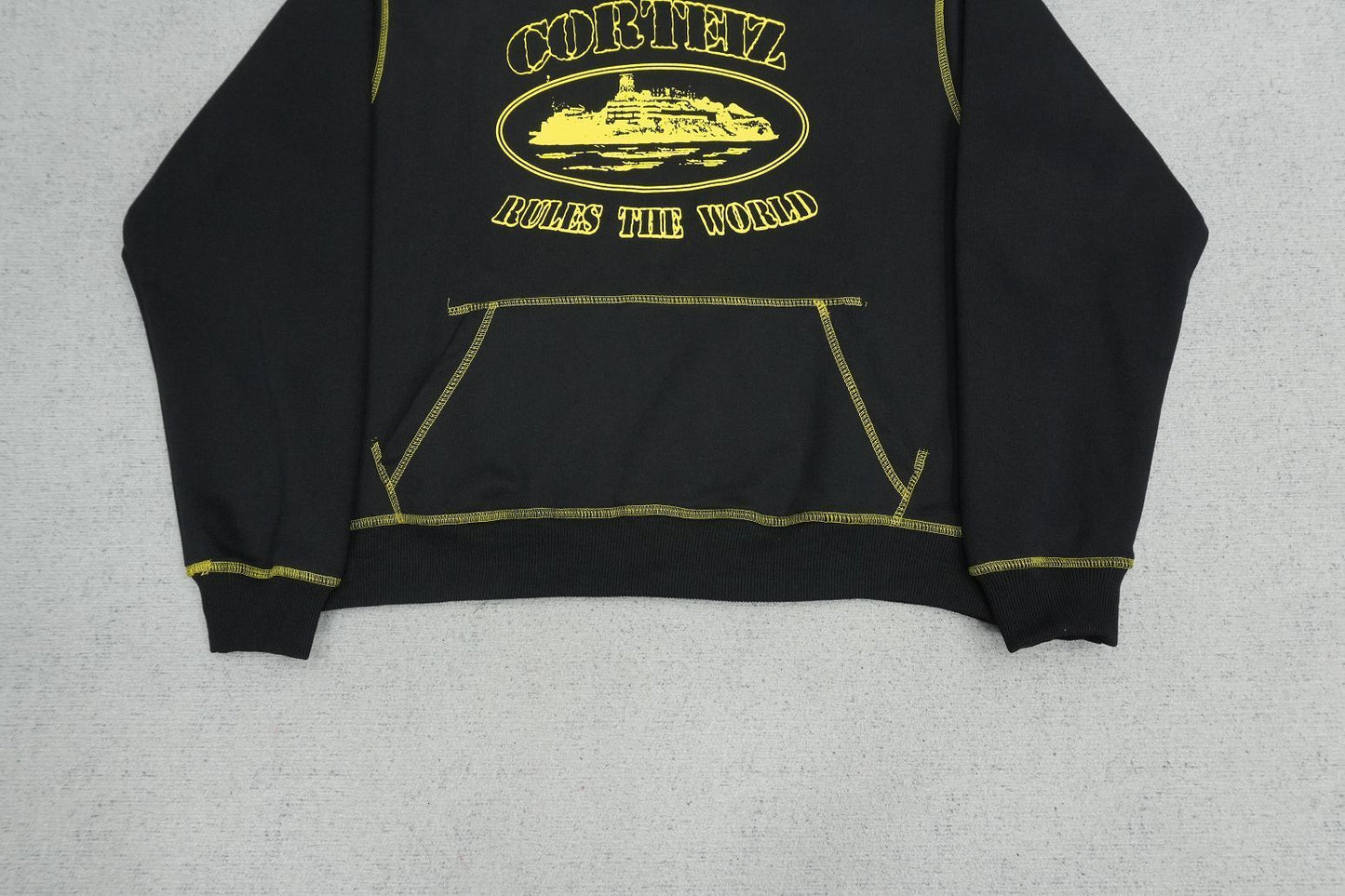 Corteiz Alcatraz Contrast Hoodie Black/Yellow
