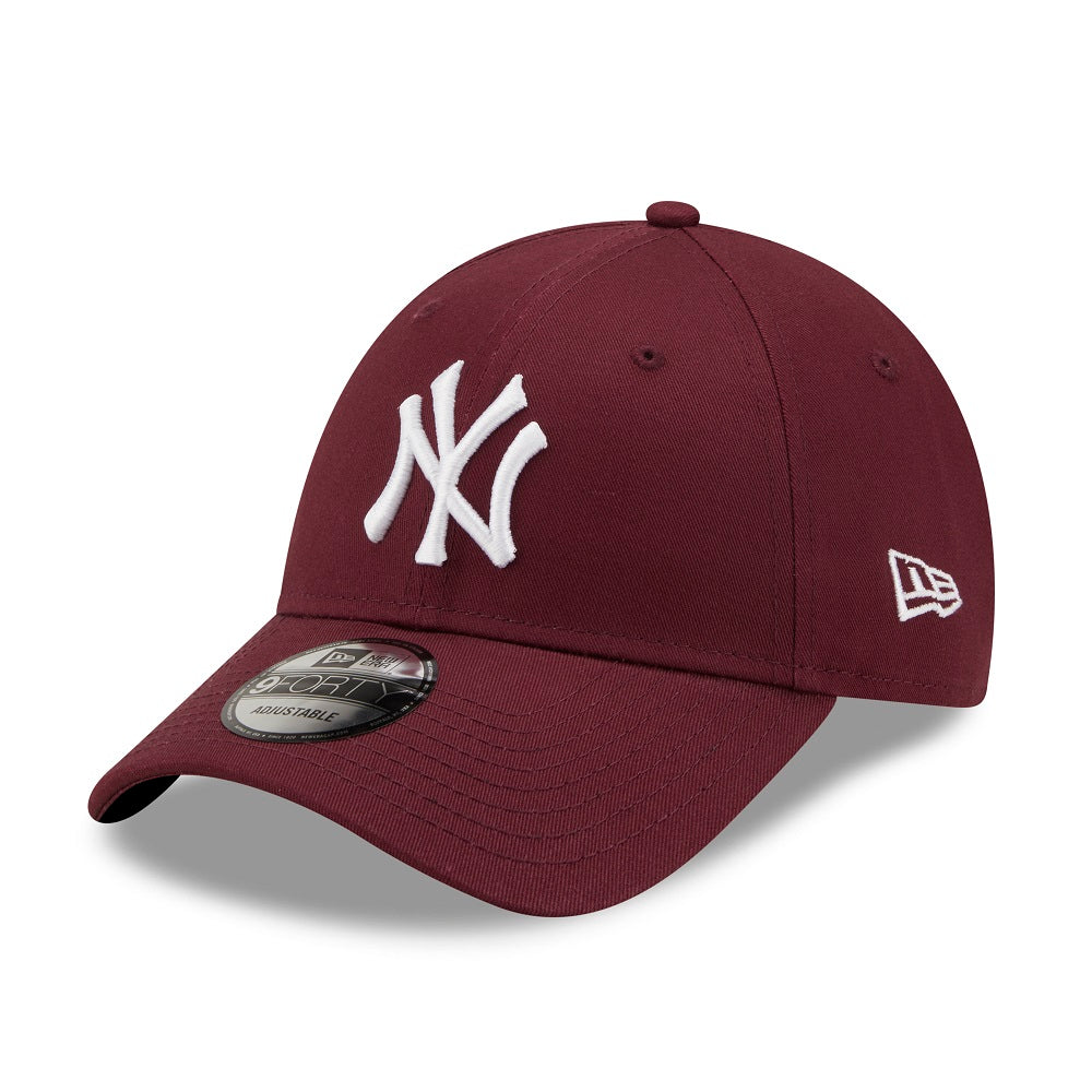 New York Yankees 9FORTY League Essential Maroon Cap