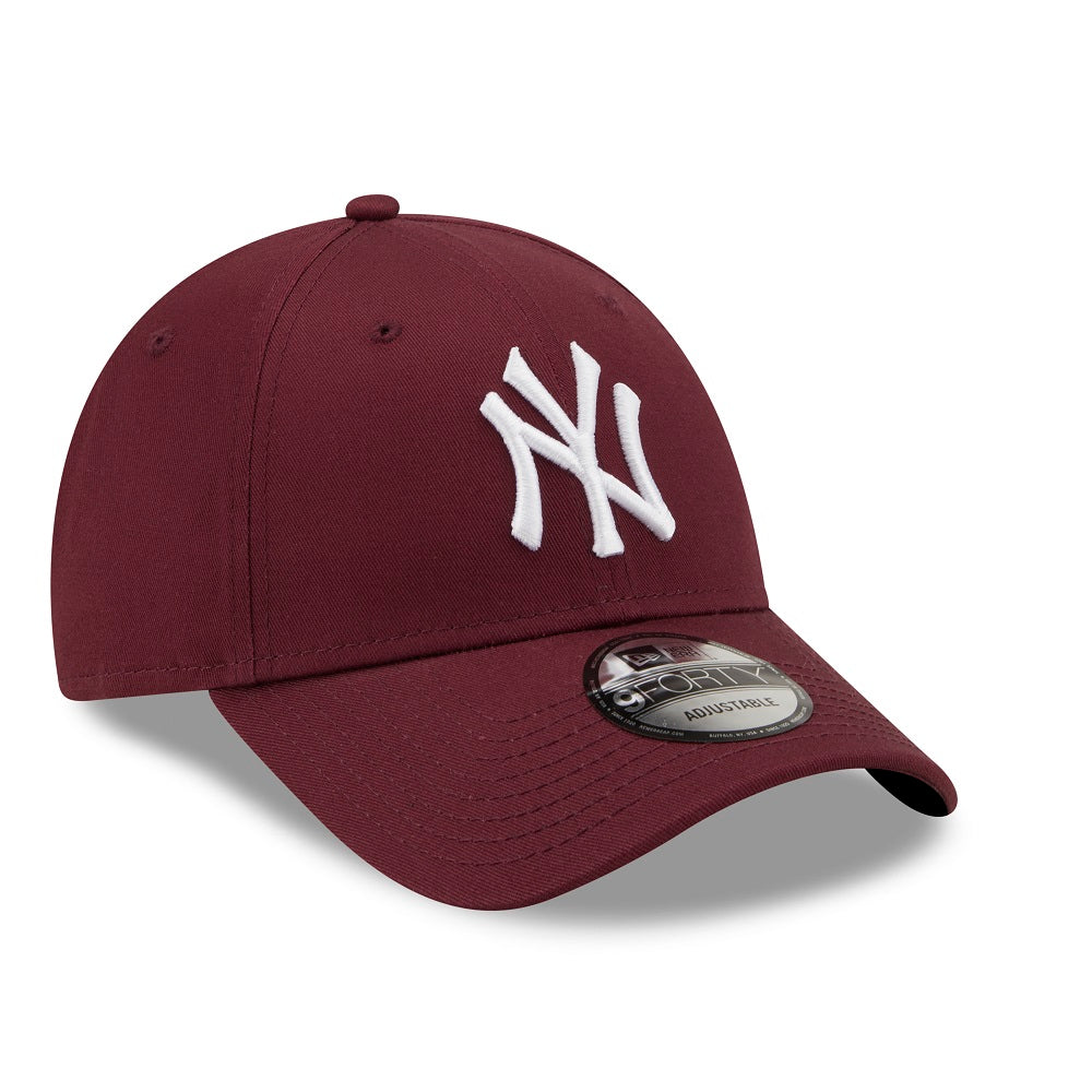 New York Yankees 9FORTY League Essential Maroon Cap