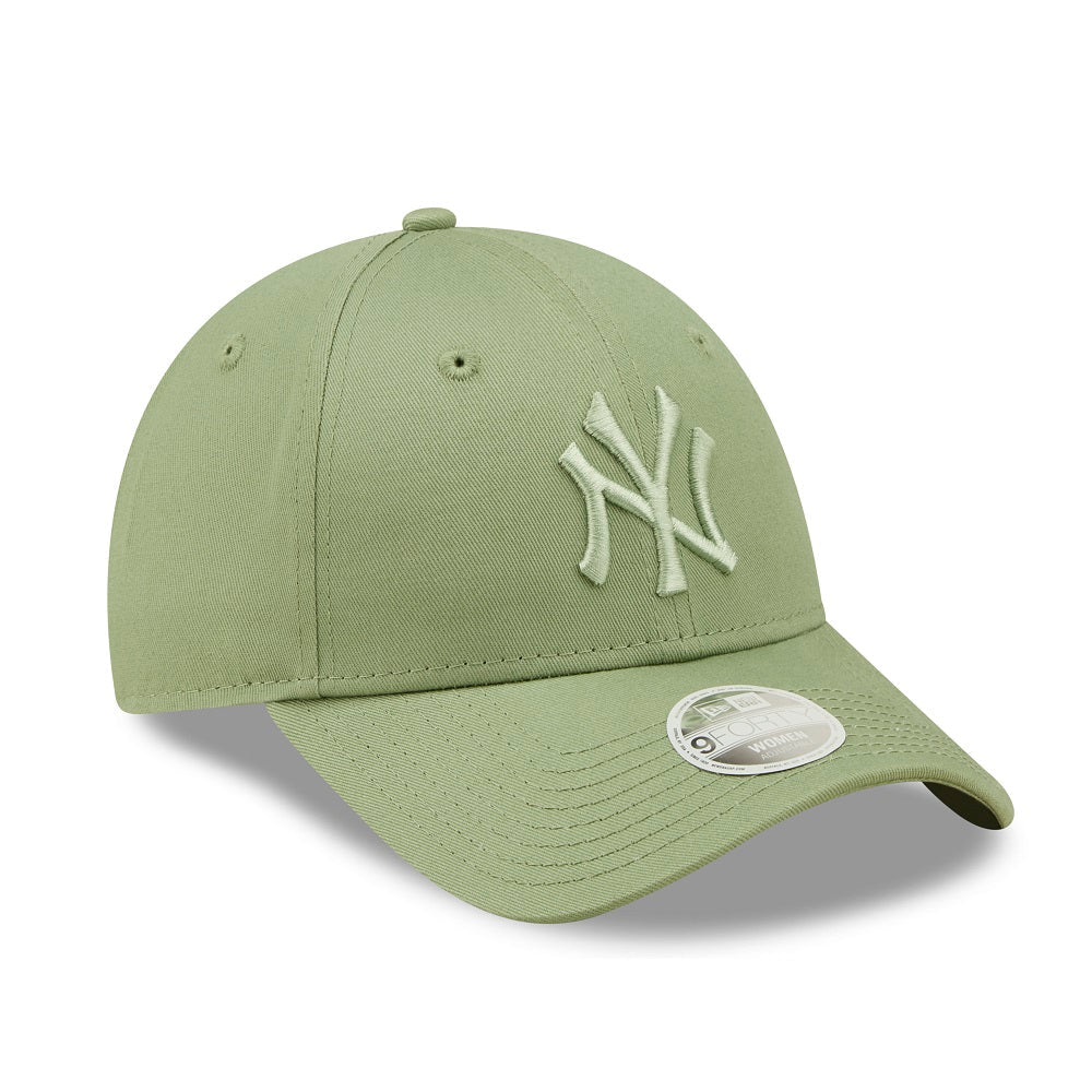 New York Yankees 9FORTY Womens League Essential Green Cap