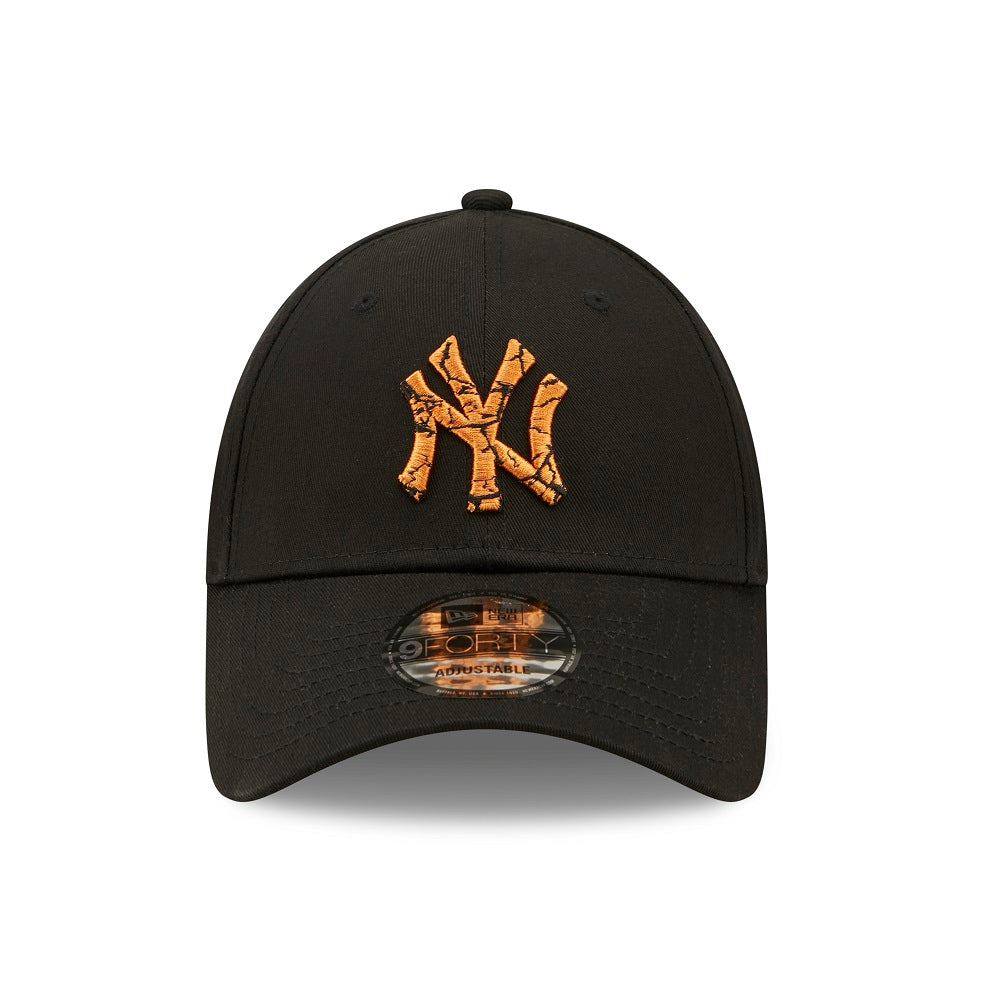 New York Yankees 9FORTY Marble Infill Black Cap