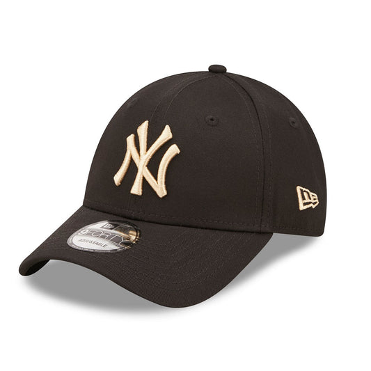 New York Yankees 9FORTY League Essential Navy Cap