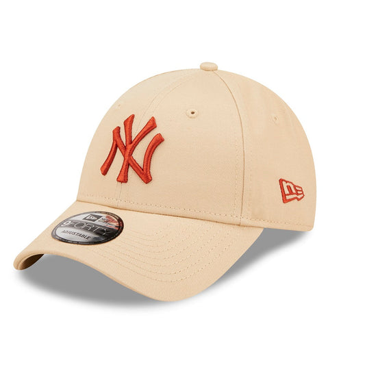 New York Yankees 9FORTY League Essential Oatmeal Cap