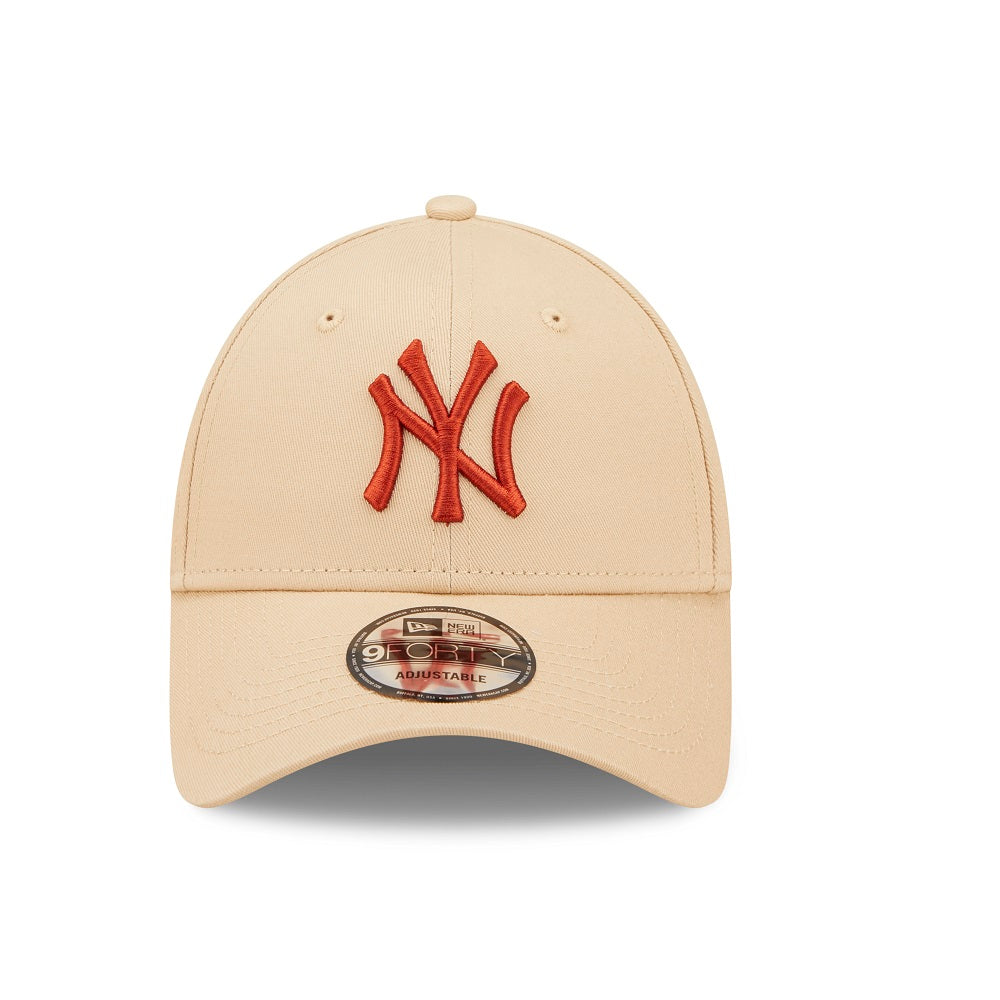 New York Yankees 9FORTY League Essential Oatmeal Cap