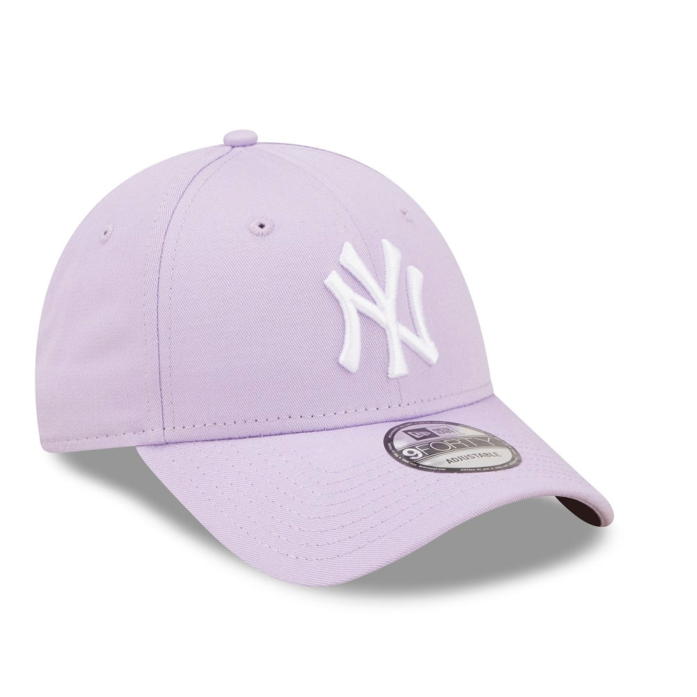 New York Yankees 9FORTY League Essential Lilac Cap