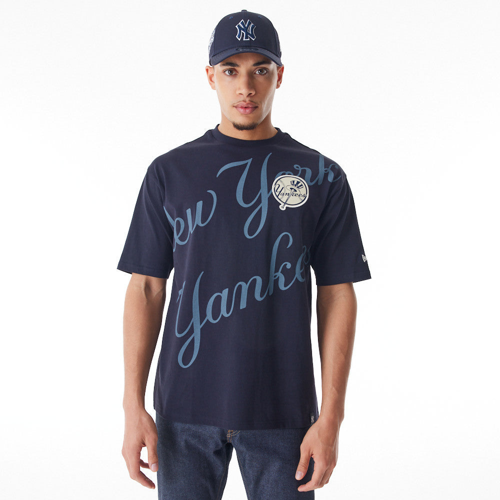 New York Yankees Oversized MLB Script Graphic Navy Tee