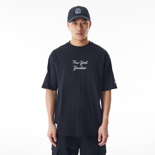 New York Yankees Oversized MLB Tartan Infill Black Tee