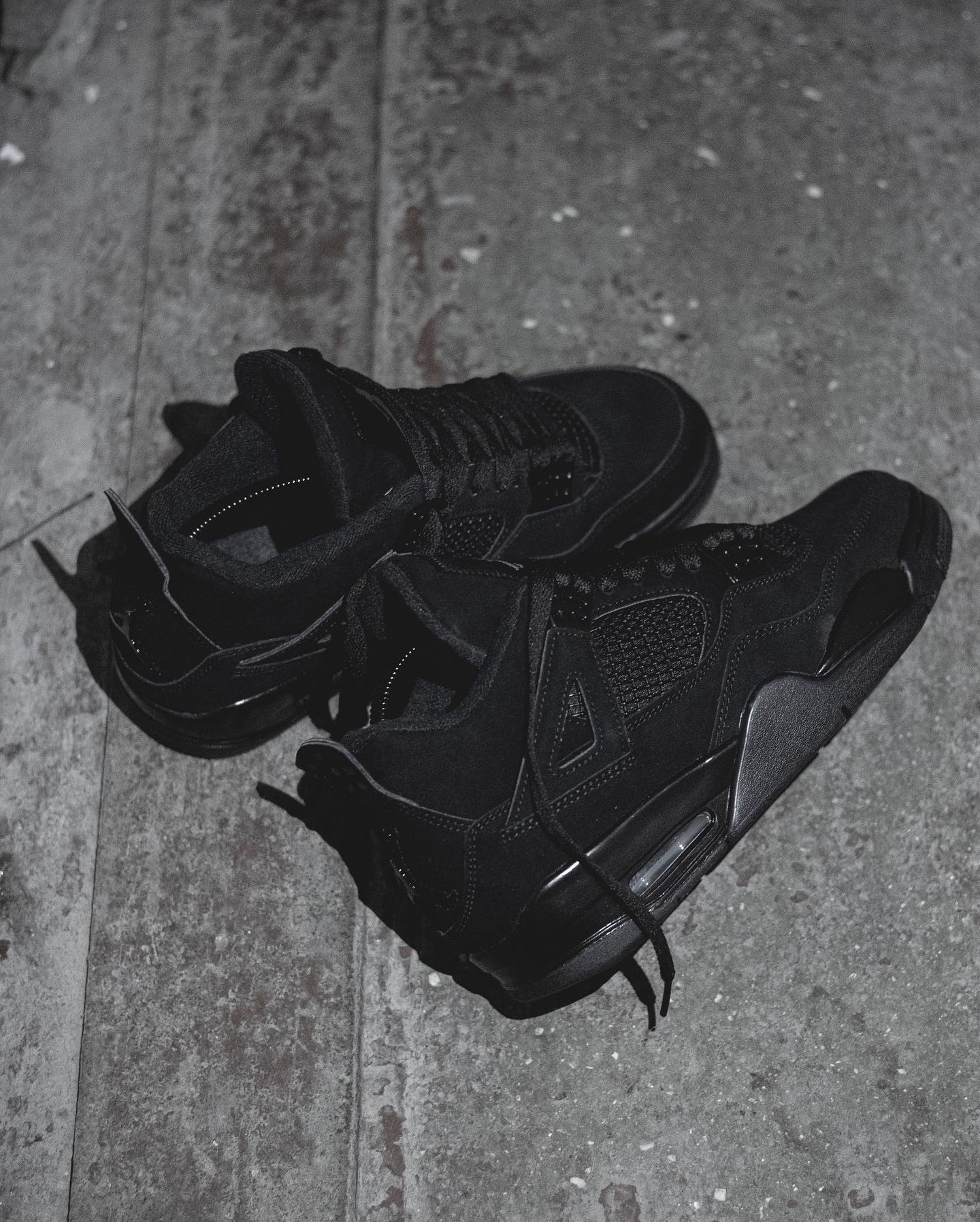 Air Jordan 4 Retro - "Black Cat 2020"