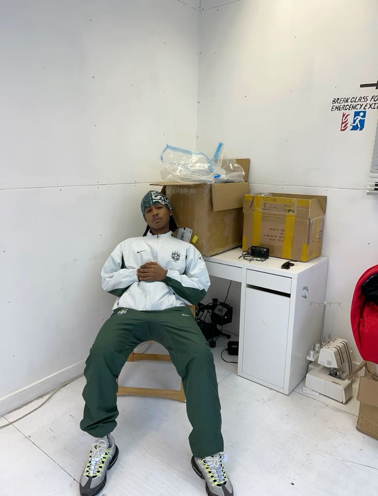 Nike Brazil 2002 Retro Tracksuit - 'White/Green'