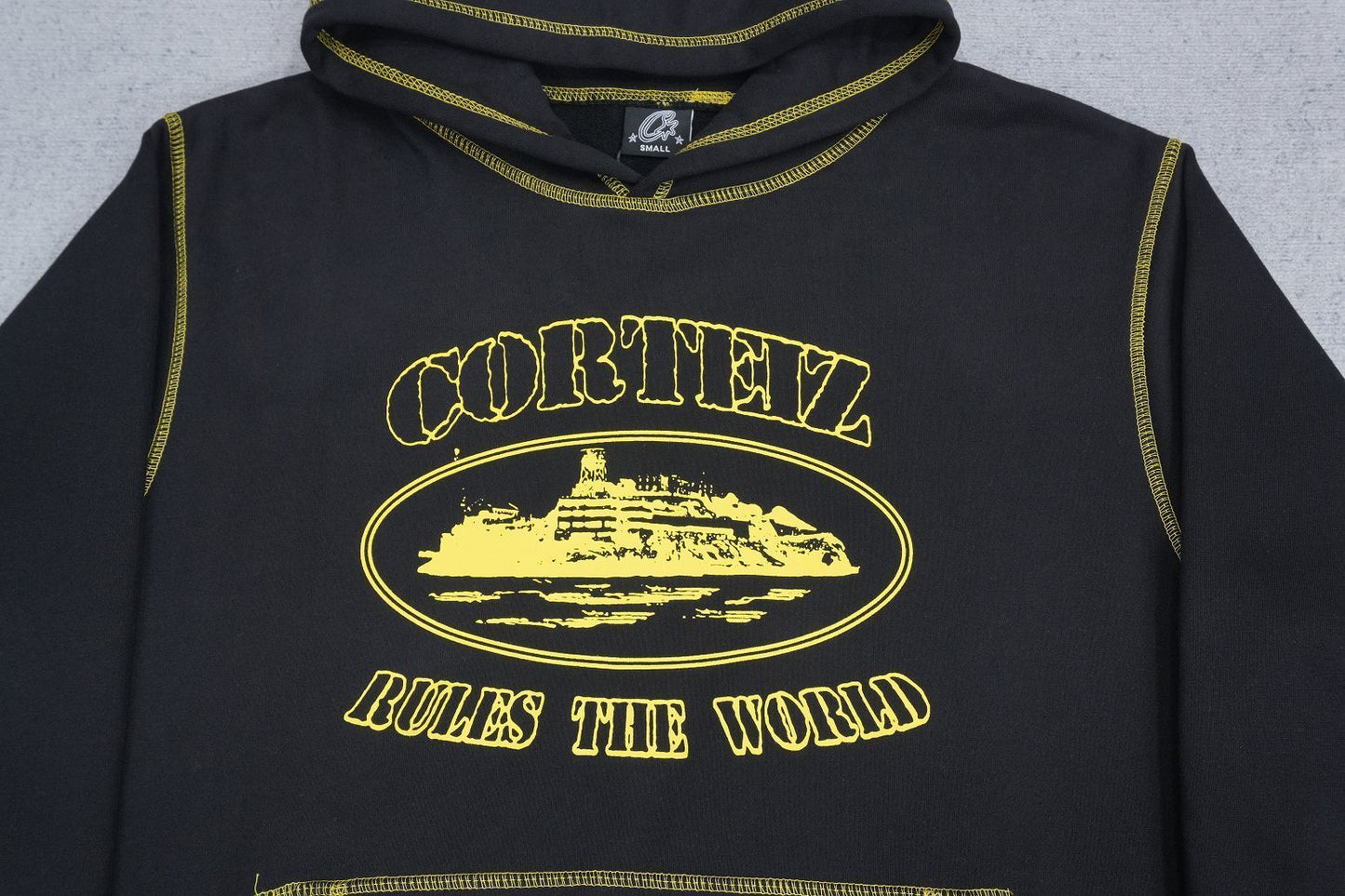 Corteiz Alcatraz Contrast Hoodie Black/Yellow
