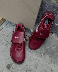 Nike Air Max Plus Tiempo - 'Team Red'